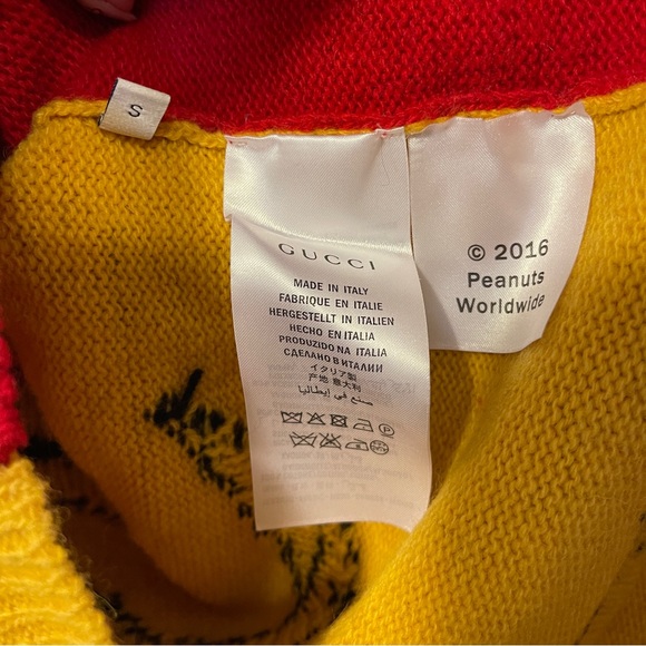 Authentic Gucci snoopy peanut sweater in red size small - Picture 3 of 8
